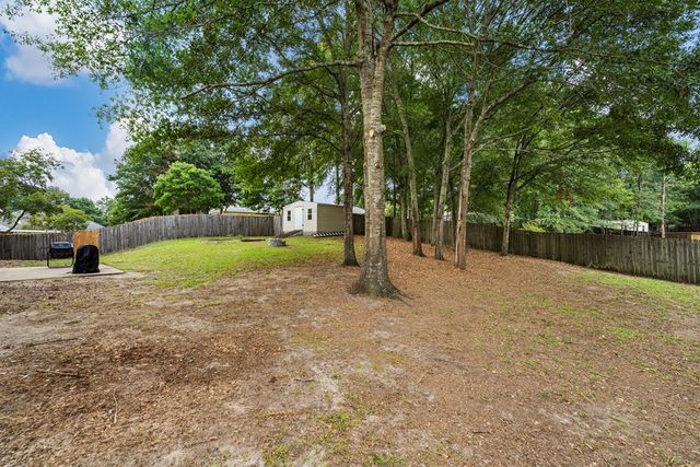 32 Lee Road 2108, Phenix City, AL 36870