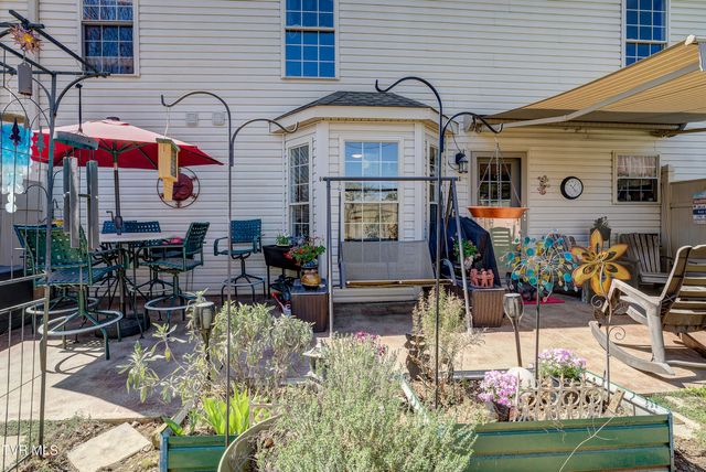 404 East Mountain View Road 104, Johnson City, TN 37601