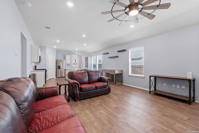 4219 THYME GDN, Von Ormy, TX 78073