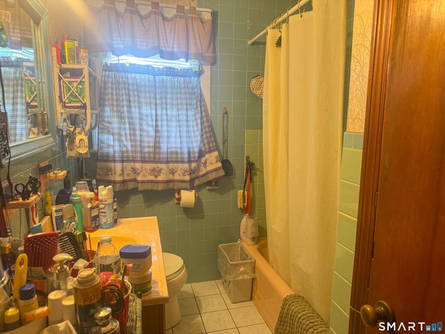 140 Bailey Avenue, Meriden, CT 06451