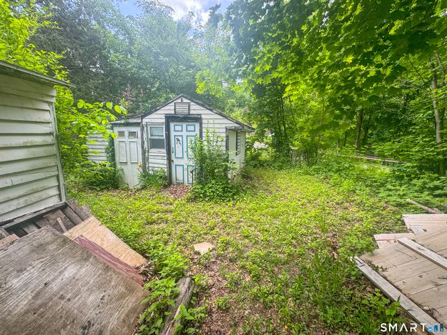 140 Bailey Avenue, Meriden, CT 06451