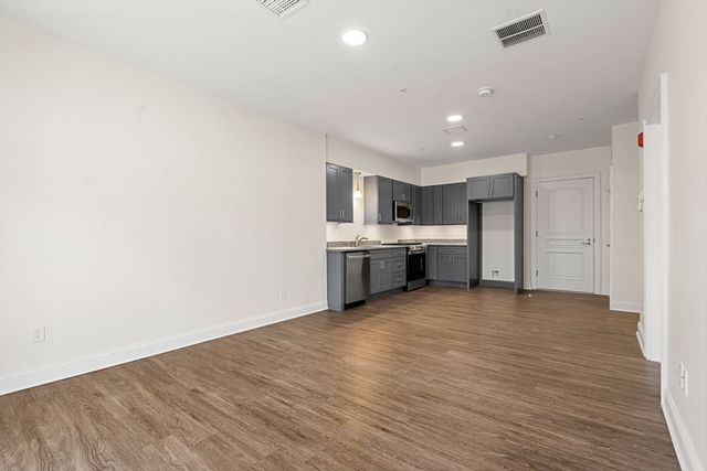 10 Franklin Ave 204, Revere, MA 02151