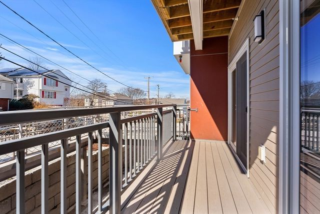 10 Franklin Ave 204, Revere, MA 02151