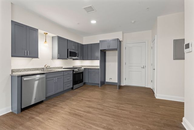 10 Franklin Ave 204, Revere, MA 02151