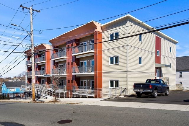 10 Franklin Ave 204, Revere, MA 02151