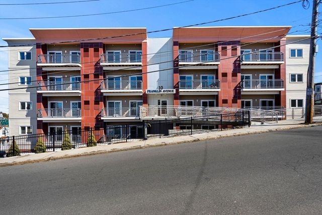 10 Franklin Ave 204, Revere, MA 02151