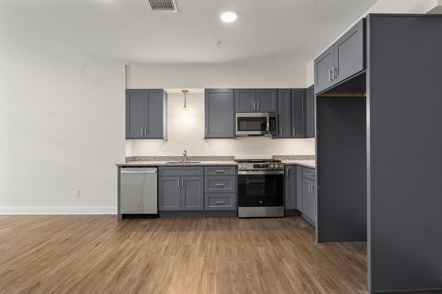 10 Franklin Ave 204, Revere, MA 02151