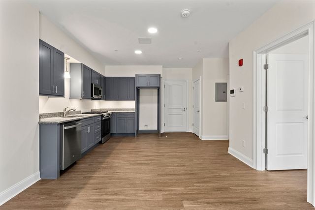 10 Franklin Ave 204, Revere, MA 02151