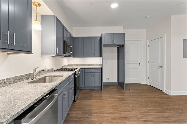 10 Franklin Ave 204, Revere, MA 02151