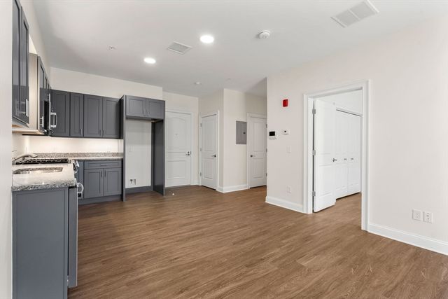 10 Franklin Ave 204, Revere, MA 02151