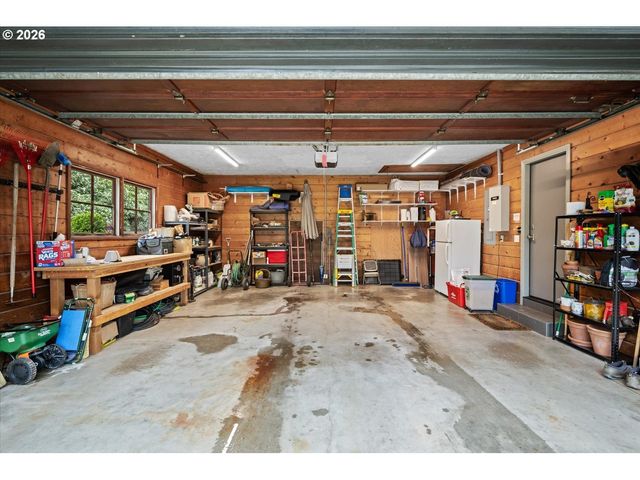 9792 Sw ARBORCREST Way, Portland, OR 97225