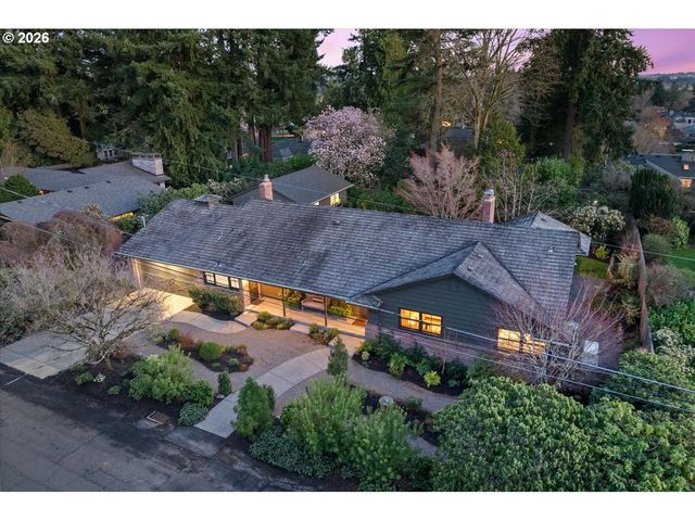 9792 Sw ARBORCREST Way, Portland, OR 97225