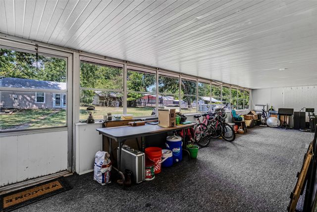 112 Oak Drive, Terrell, TX 75160