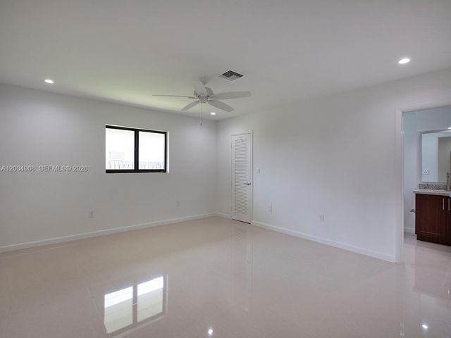 8790 SW 85th St, Miami, FL 33173