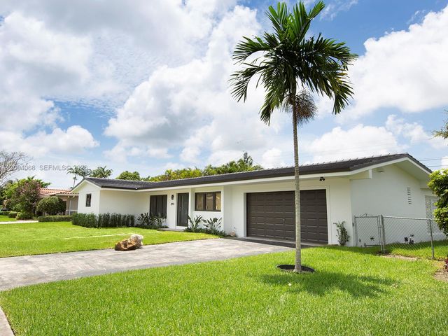 8790 SW 85th St, Miami, FL 33173