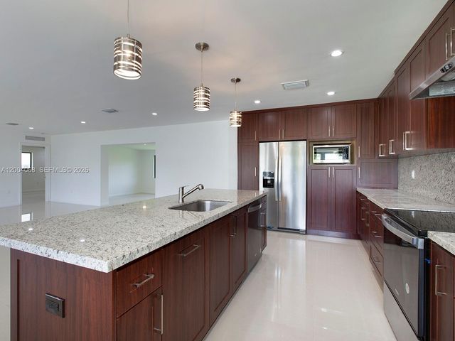 8790 SW 85th St, Miami, FL 33173