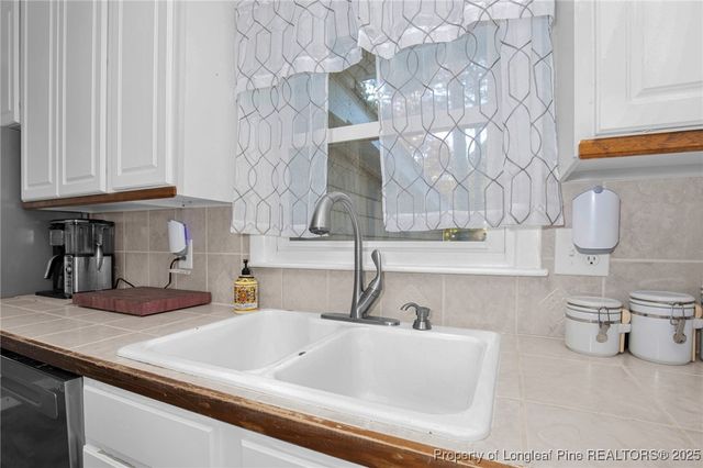 4935 Pinewood Drive, Hope Mills, NC 28348