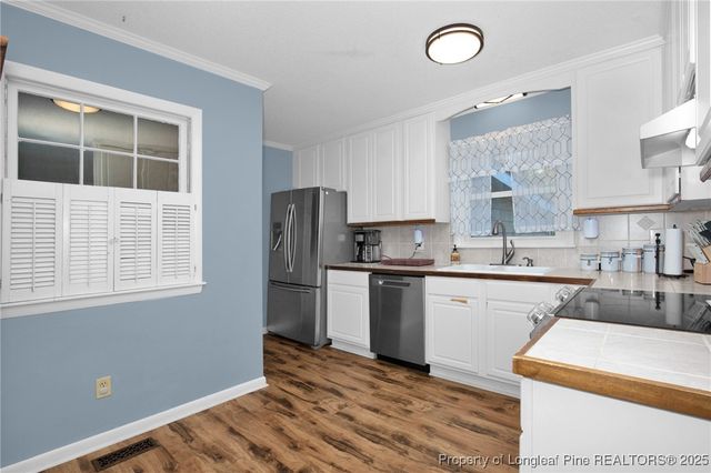 4935 Pinewood Drive, Hope Mills, NC 28348