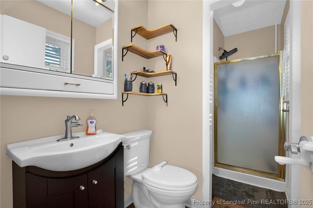 4935 Pinewood Drive, Hope Mills, NC 28348