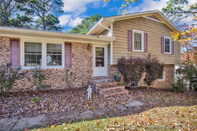 4935 Pinewood Drive, Hope Mills, NC 28348