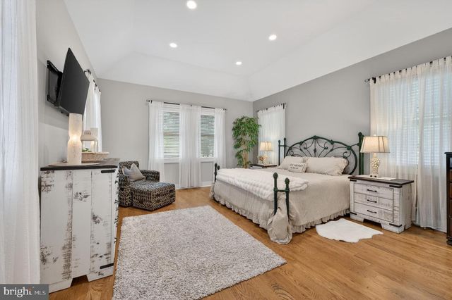 683 GRAVELLY HOLLOW RD, Medford, NJ 08055