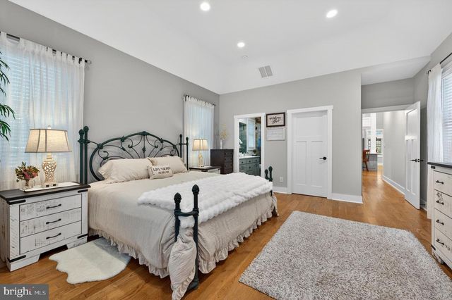 683 GRAVELLY HOLLOW RD, Medford, NJ 08055