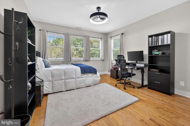 683 GRAVELLY HOLLOW RD, Medford, NJ 08055