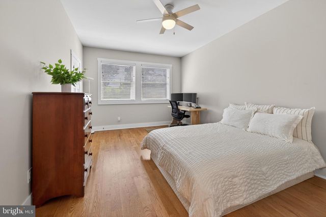 683 GRAVELLY HOLLOW RD, Medford, NJ 08055