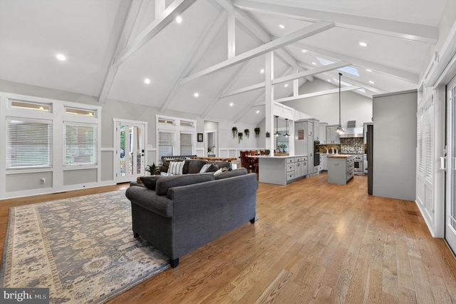 683 GRAVELLY HOLLOW RD, Medford, NJ 08055