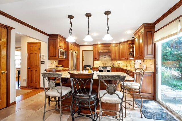 12 Ellingham Avenue, Monroe, NJ 08831