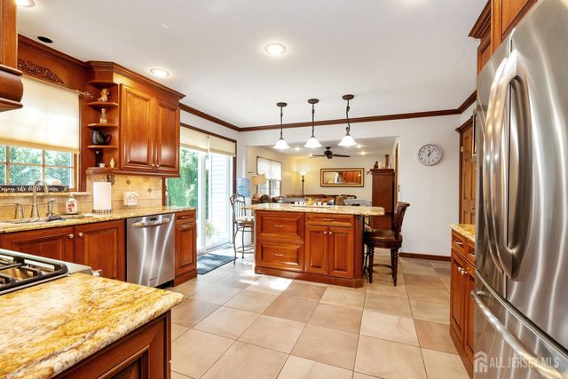12 Ellingham Avenue, Monroe, NJ 08831