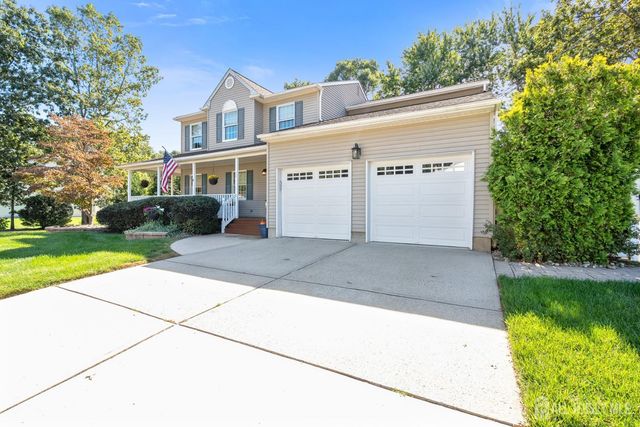 12 Ellingham Avenue, Monroe, NJ 08831