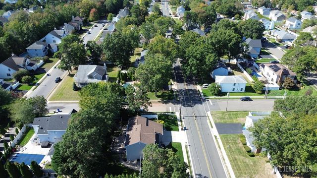 12 Ellingham Avenue, Monroe, NJ 08831