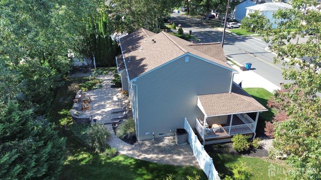 12 Ellingham Avenue, Monroe, NJ 08831