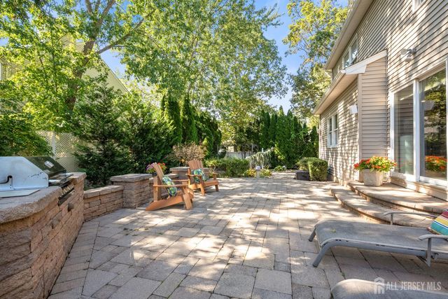 12 Ellingham Avenue, Monroe, NJ 08831