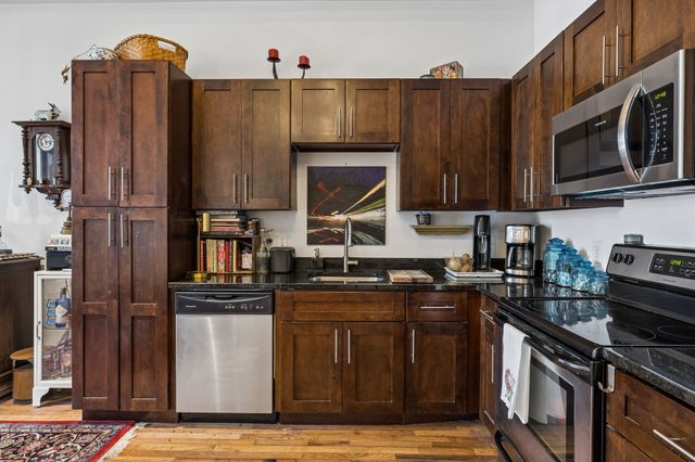 704 Taylor St Apt 202, Nashville, TN 37208