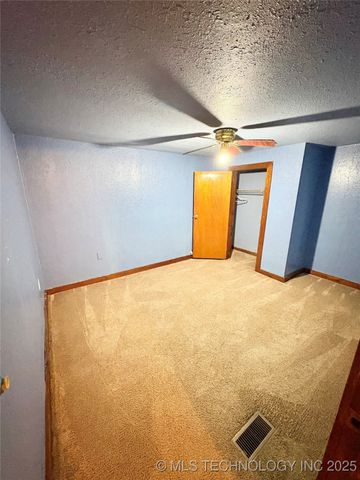 23244 E 754 Road, Tahlequah, OK 74464