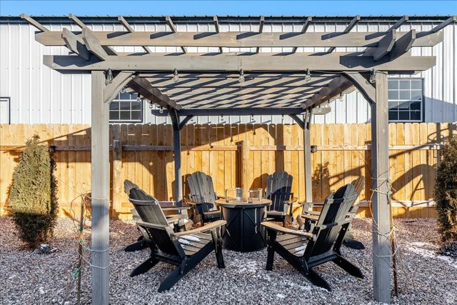 498 S 75 E, Enterprise, UT 84725