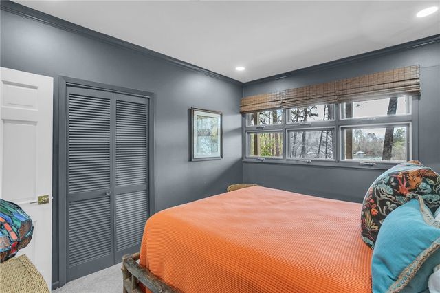 328 Harbor Drive, West Union, SC 29696
