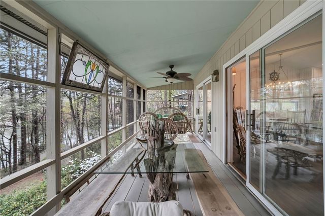 328 Harbor Drive, West Union, SC 29696