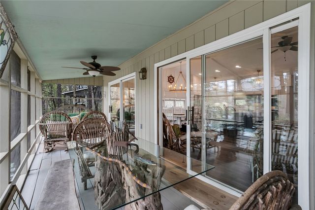 328 Harbor Drive, West Union, SC 29696