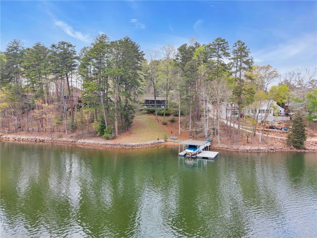 328 Harbor Drive, West Union, SC 29696