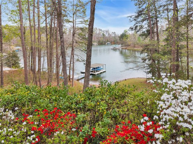 328 Harbor Drive, West Union, SC 29696