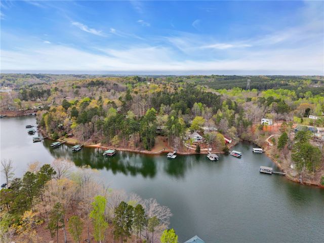 328 Harbor Drive, West Union, SC 29696