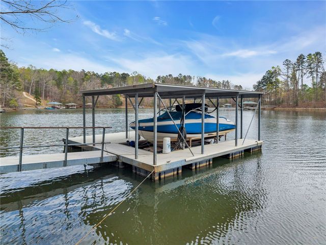 328 Harbor Drive, West Union, SC 29696