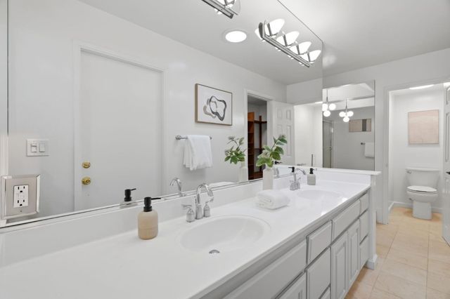 918 Mangrove Avenue, Sunnyvale, CA 94086