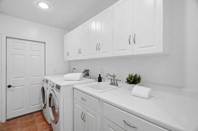 918 Mangrove Avenue, Sunnyvale, CA 94086