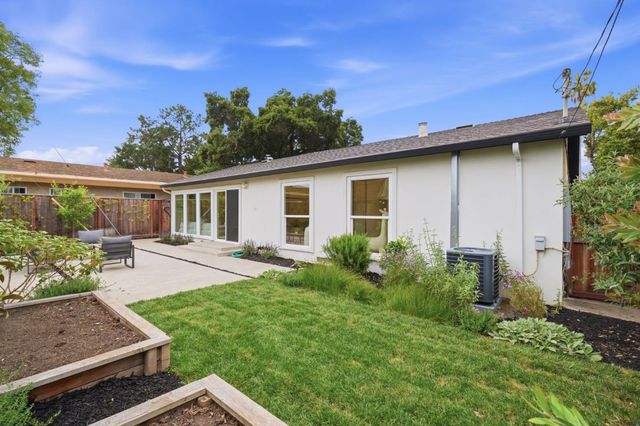 918 Mangrove Avenue, Sunnyvale, CA 94086