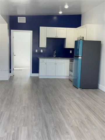 526 NW 6th B, Hallandale Beach, FL 33009