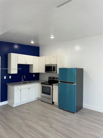 526 NW 6th B, Hallandale Beach, FL 33009